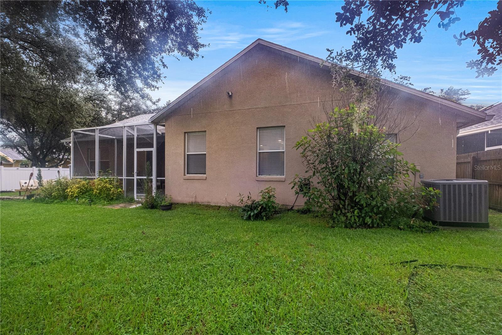 8612 SWANN RIDGE COURT, Tampa, FL 33647