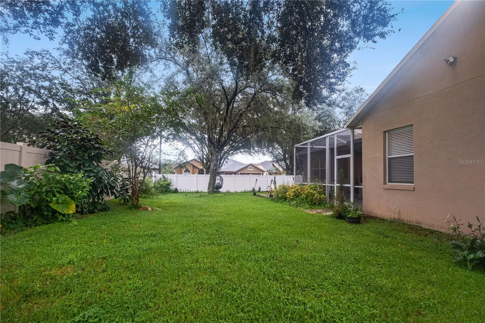 8612 SWANN RIDGE COURT, Tampa, FL 33647