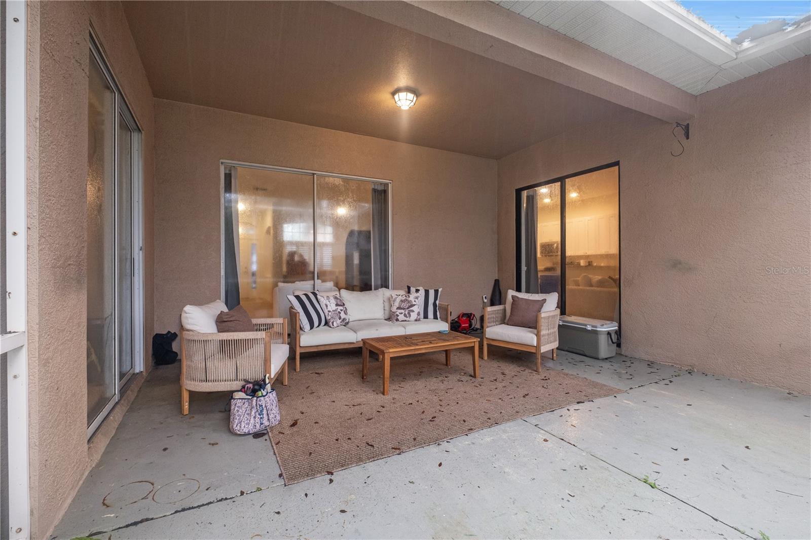 8612 SWANN RIDGE COURT, Tampa, FL 33647