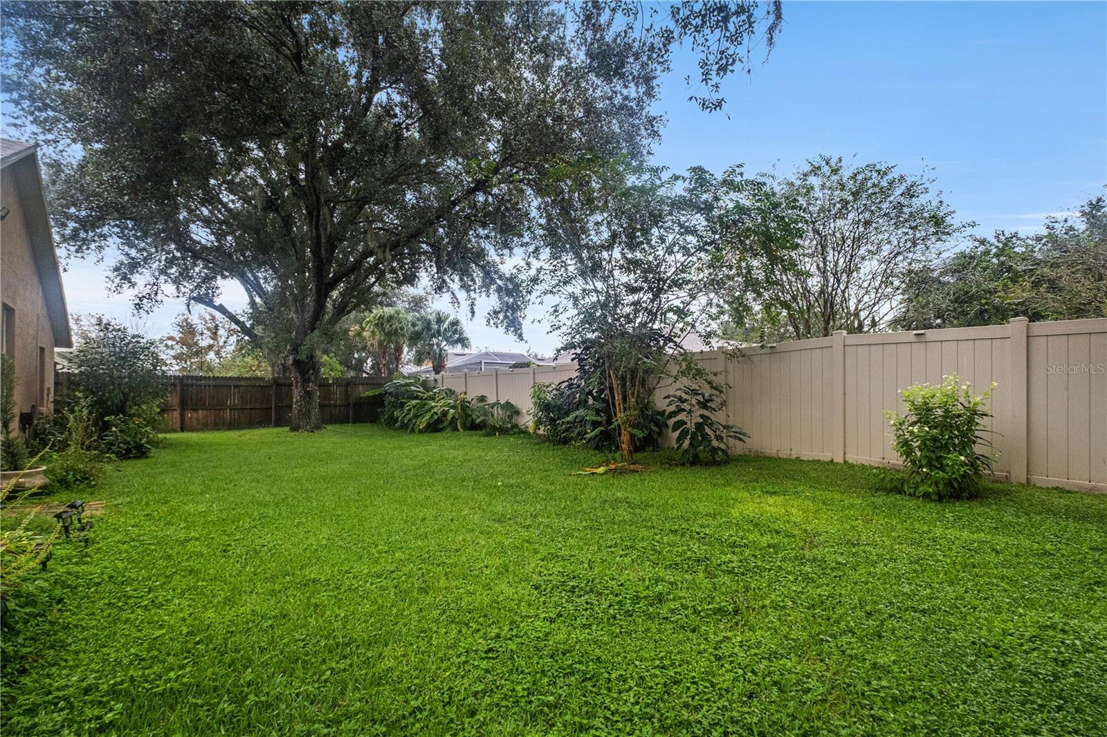 8612 SWANN RIDGE COURT, Tampa, FL 33647