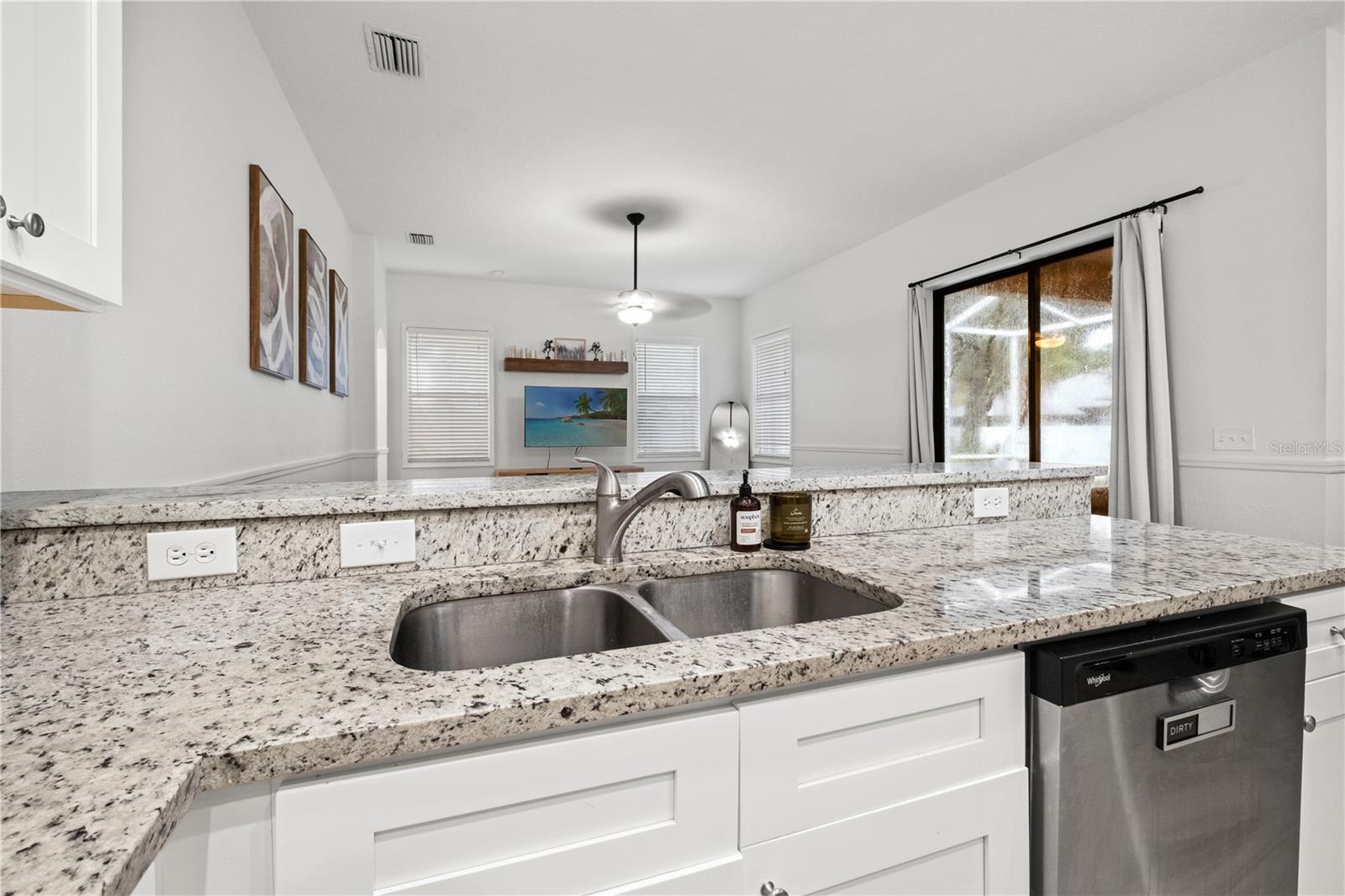 8612 SWANN RIDGE COURT, Tampa, FL 33647