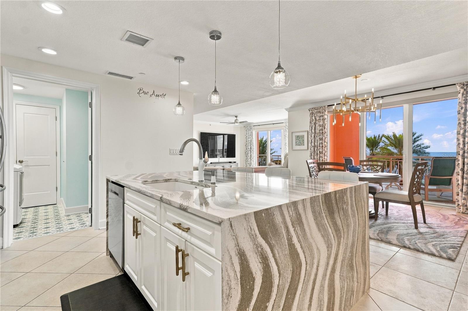 301 S GULFVIEW BOULEVARD, #303, Clearwater, FL 33767