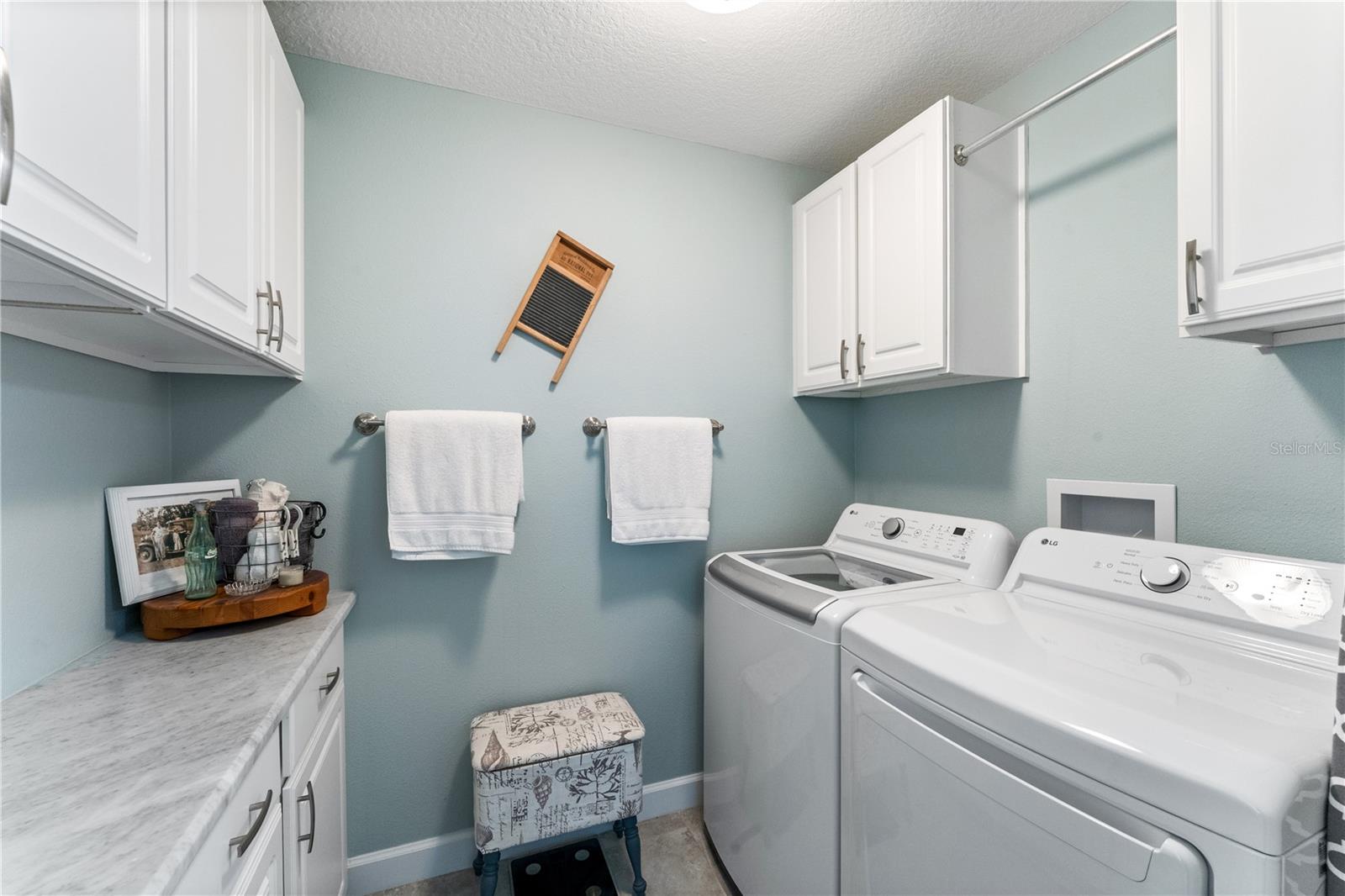 559 DOVE TERRACE S, Oldsmar, FL 34677