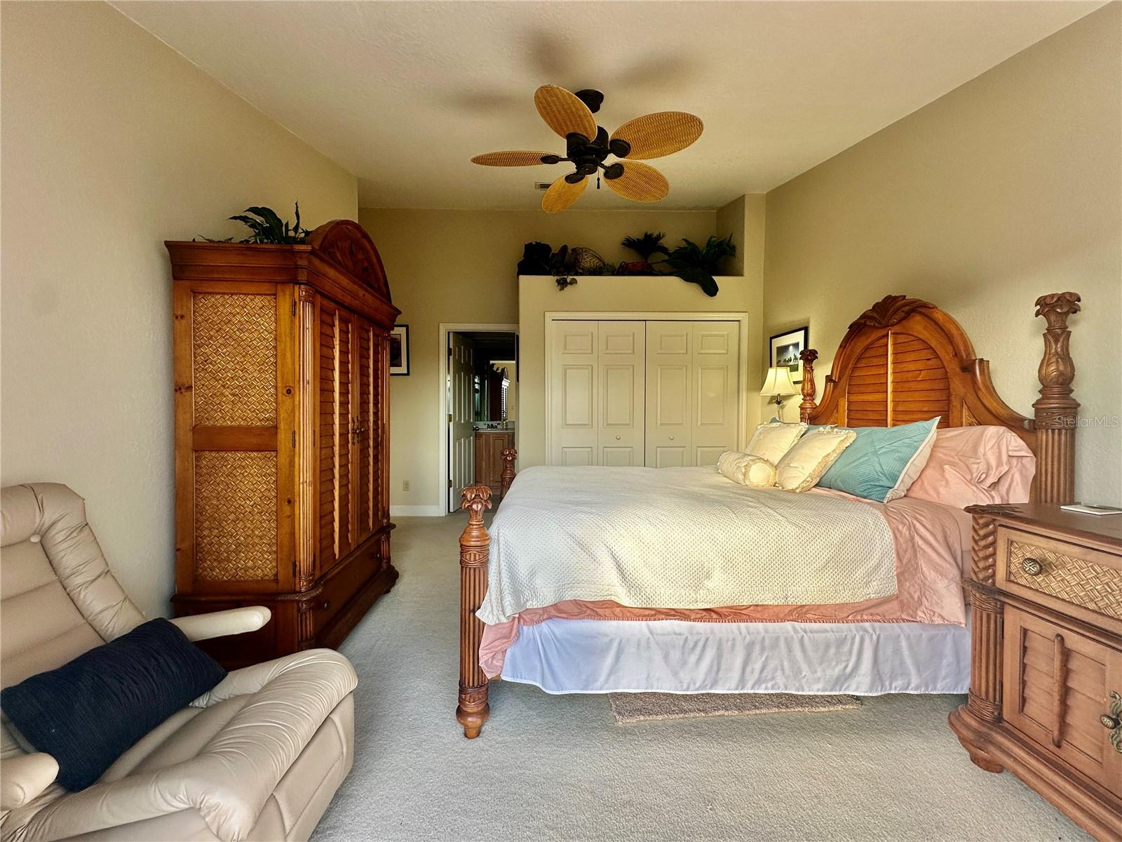 135 SHOALS CIRCLE, North Redington Beach, FL 33708