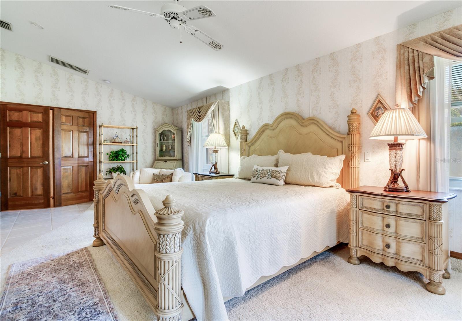 10353 BARRY DRIVE, Largo, FL 33774