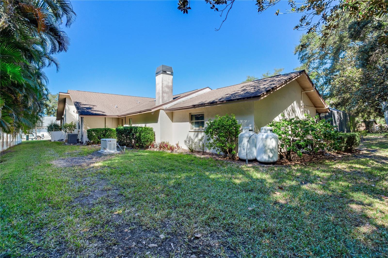 10353 BARRY DRIVE, Largo, FL 33774