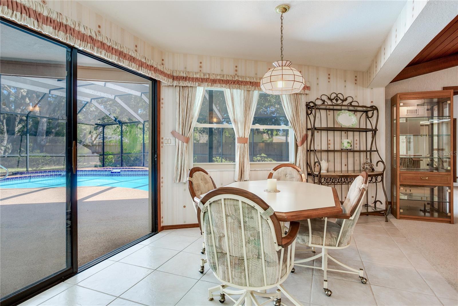 10353 BARRY DRIVE, Largo, FL 33774