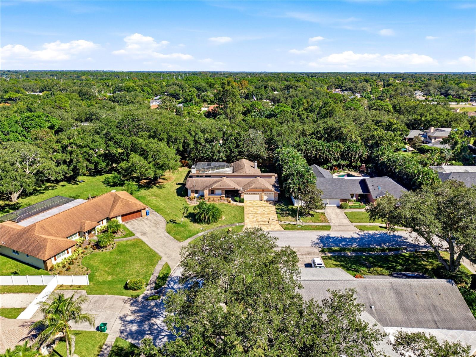 10353 BARRY DRIVE, Largo, FL 33774