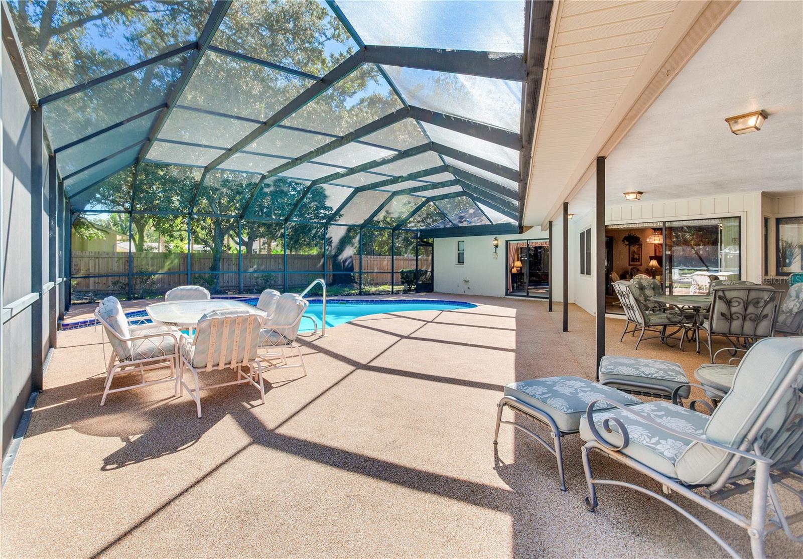 10353 BARRY DRIVE, Largo, FL 33774