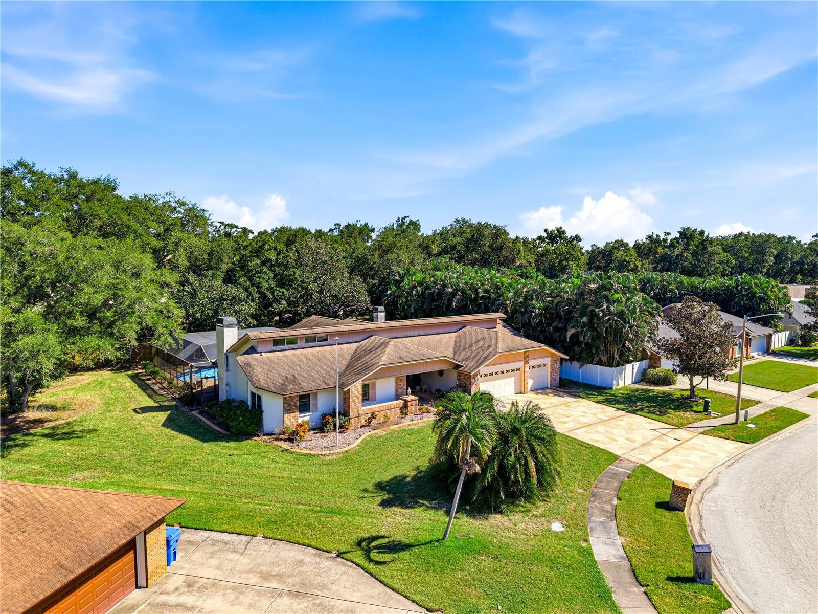10353 BARRY DRIVE, Largo, FL 33774