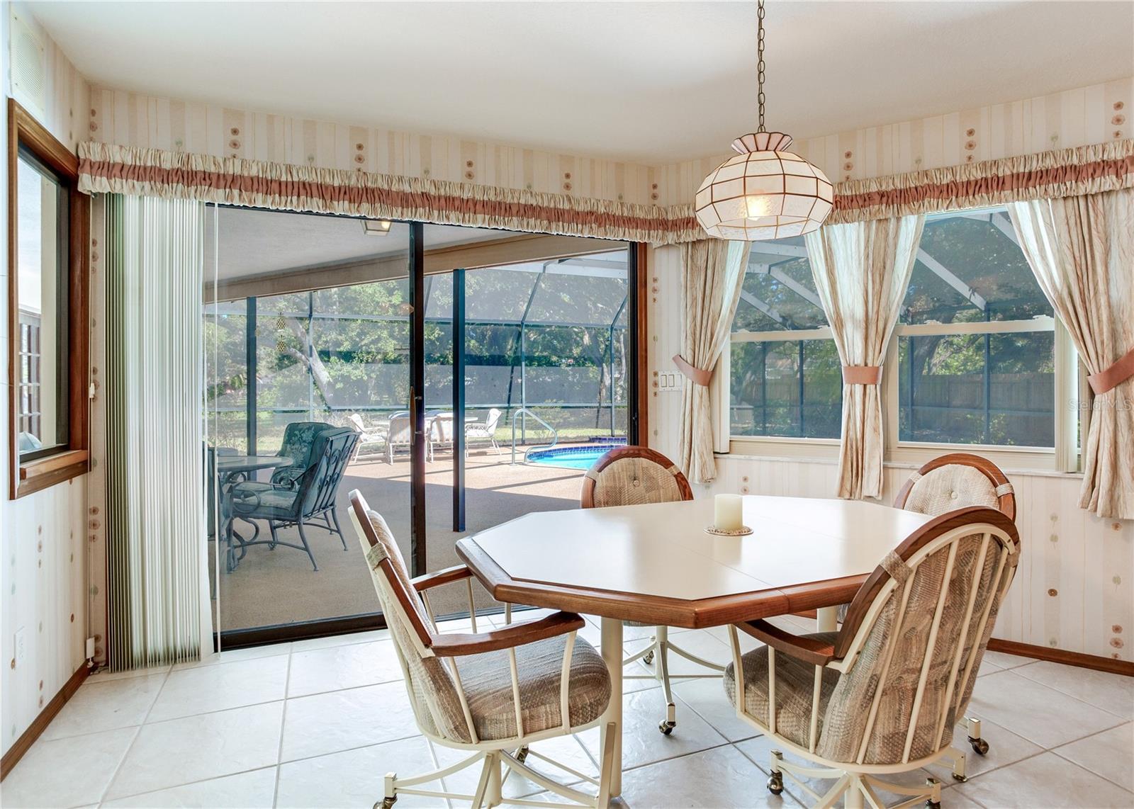 10353 BARRY DRIVE, Largo, FL 33774