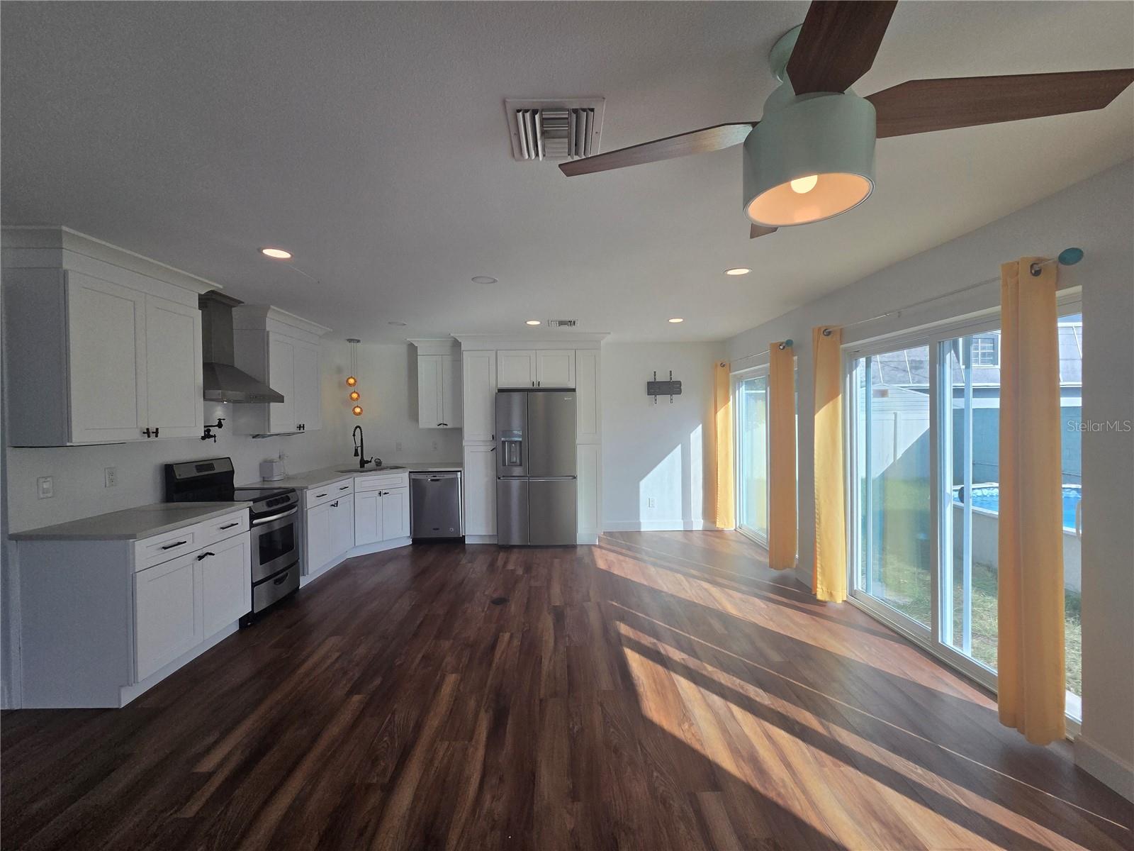 2902 S MANHATTAN AVENUE, Tampa, FL 33629