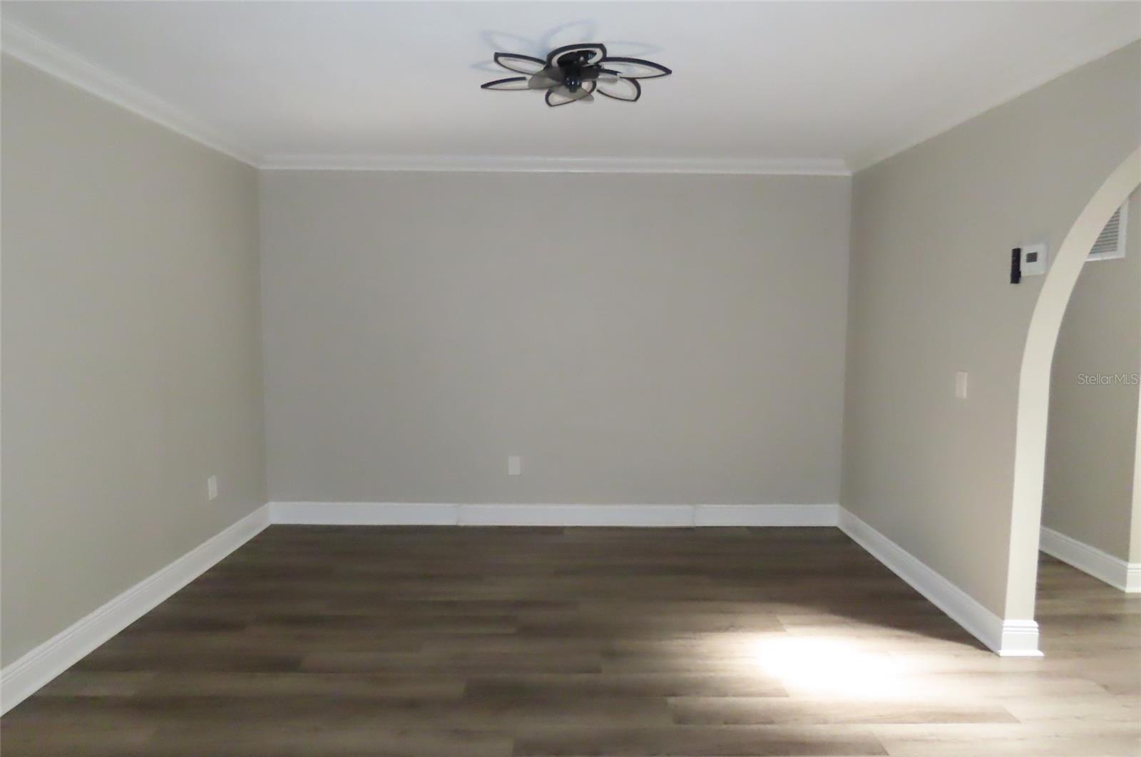 1503 GARDEN AVENUE, Tarpon Springs, FL 34689