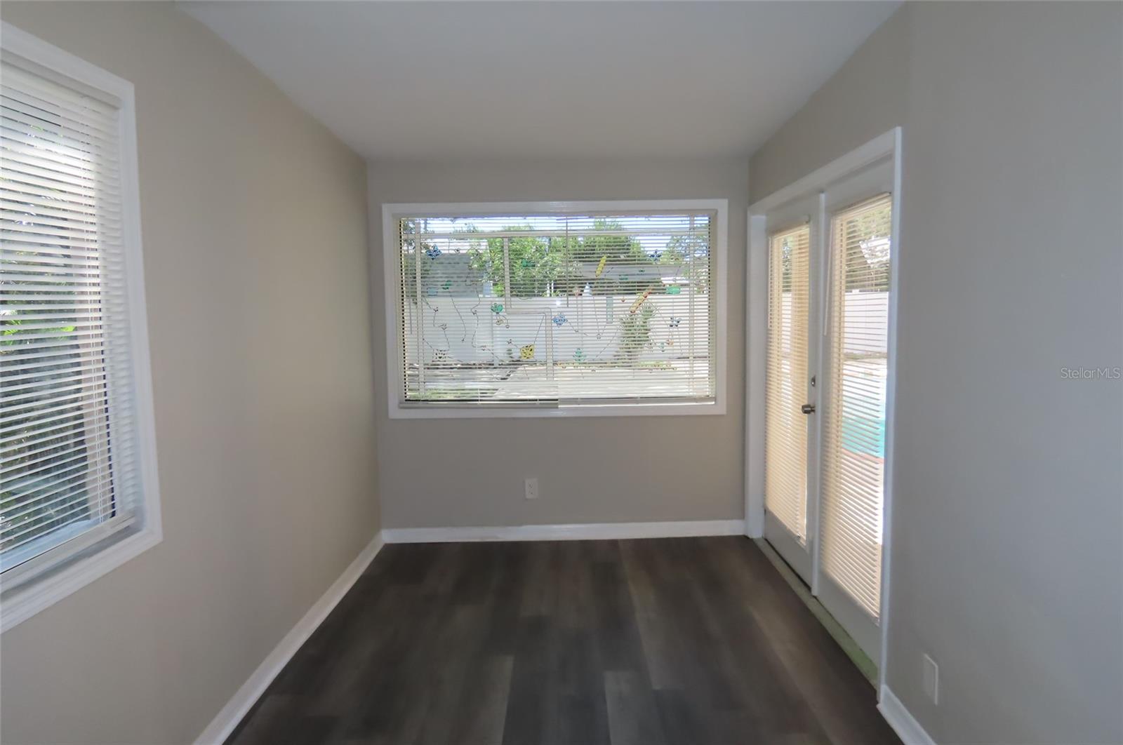 1503 GARDEN AVENUE, Tarpon Springs, FL 34689