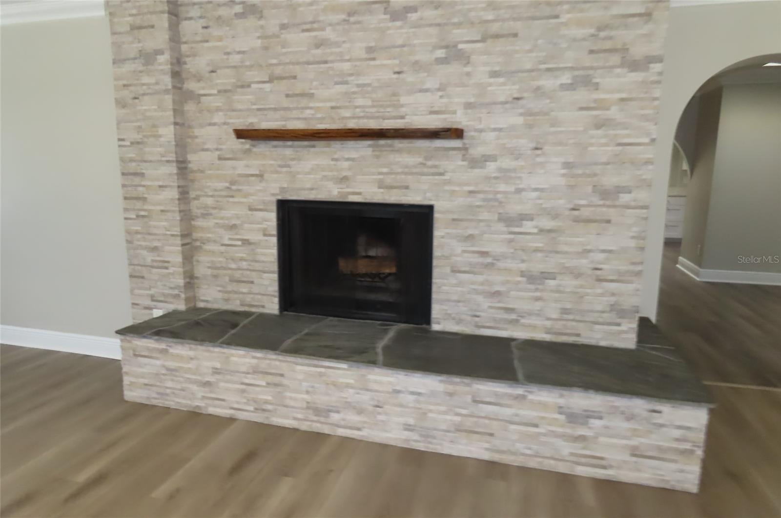 1503 GARDEN AVENUE, Tarpon Springs, FL 34689