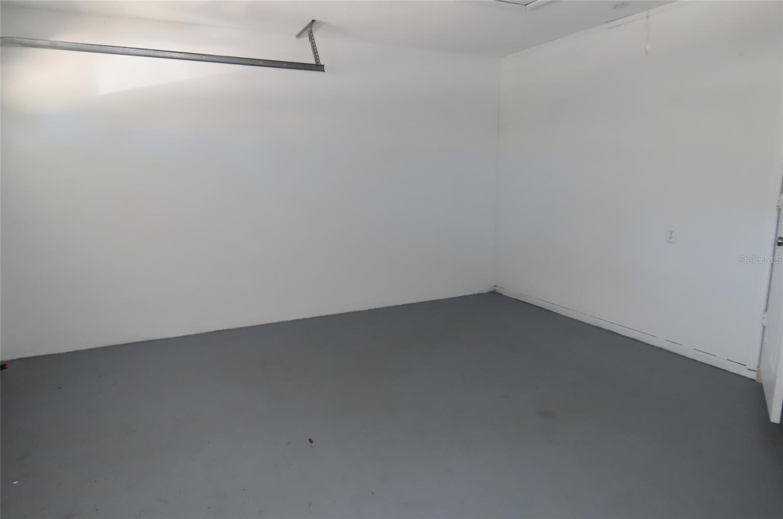1503 GARDEN AVENUE, Tarpon Springs, FL 34689