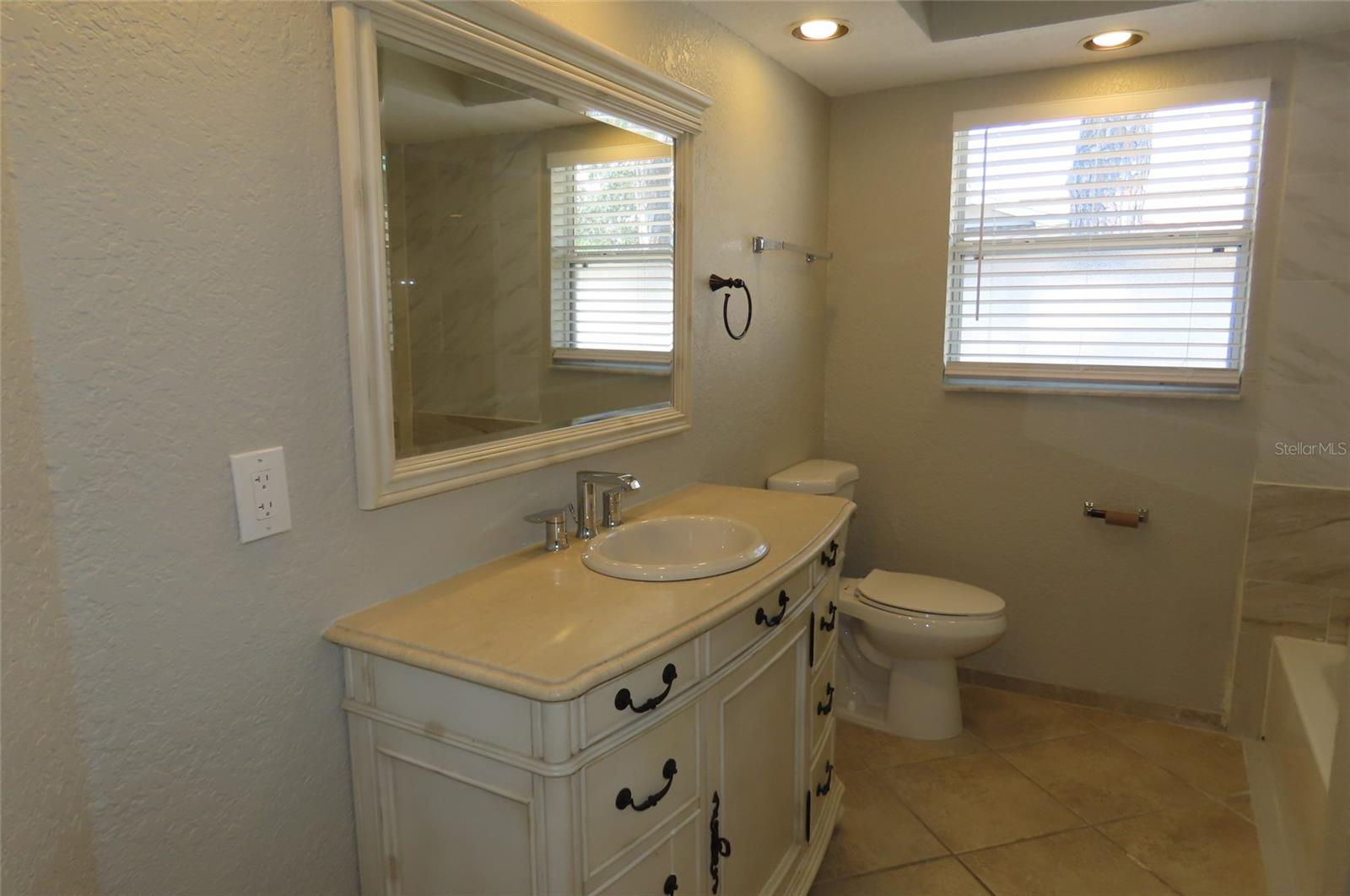 1503 GARDEN AVENUE, Tarpon Springs, FL 34689