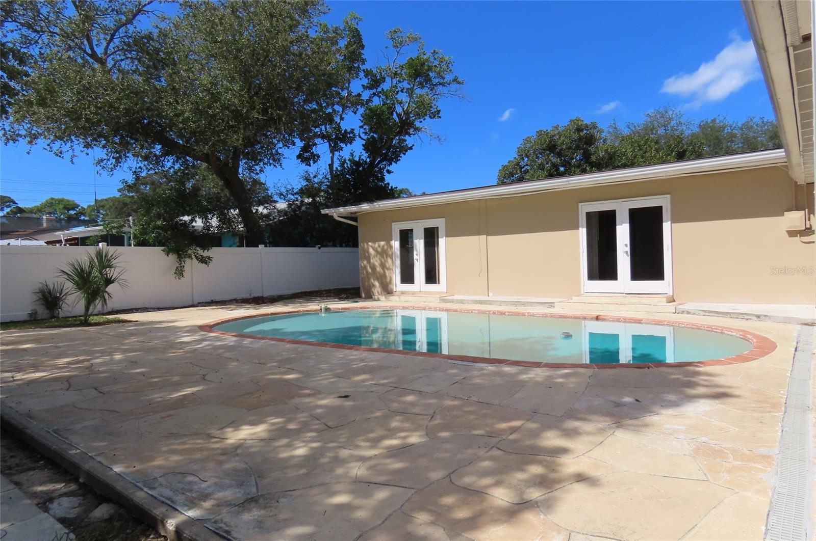 1503 GARDEN AVENUE, Tarpon Springs, FL 34689