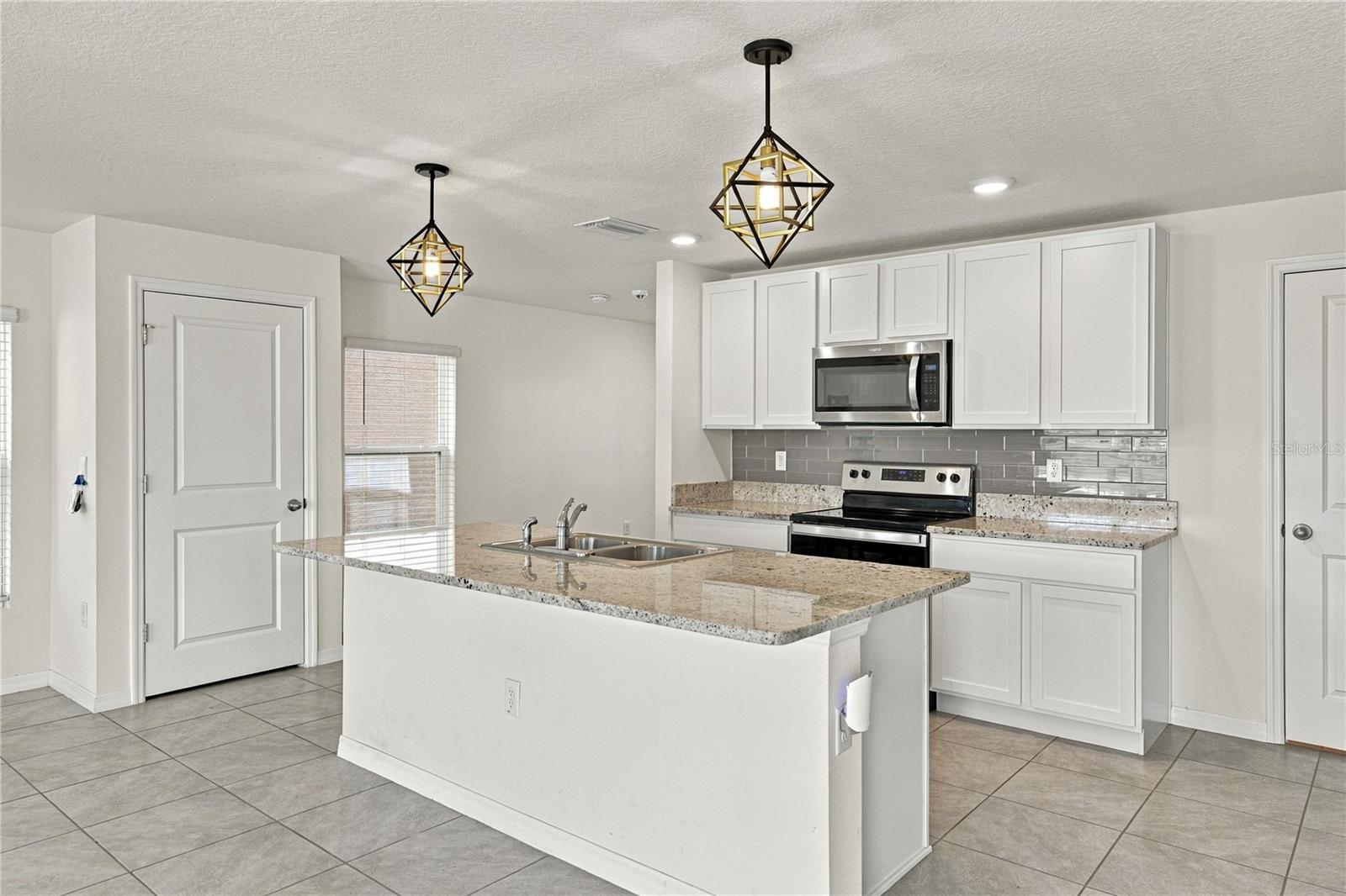 12172 LILY MAGNOLIA LANE, Riverview, FL 33569