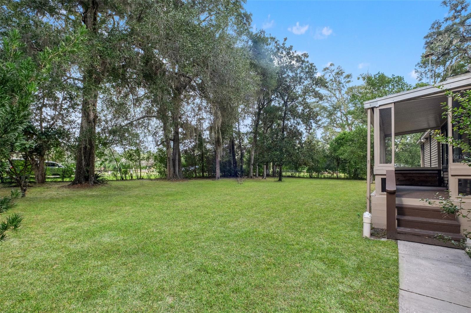 418 WASHINGTON AVENUE, Brooksville, FL 34604