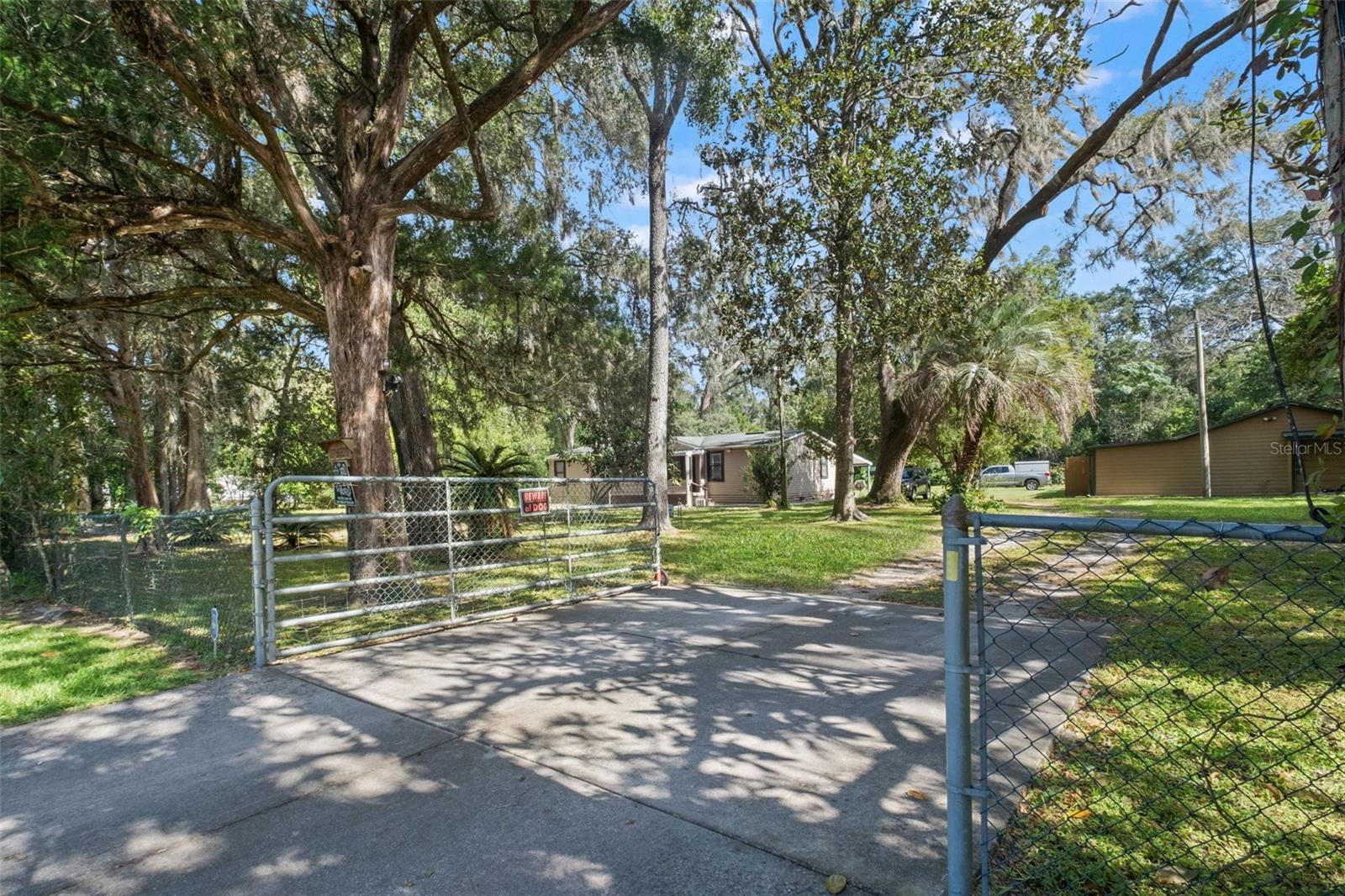 418 WASHINGTON AVENUE, Brooksville, FL 34604