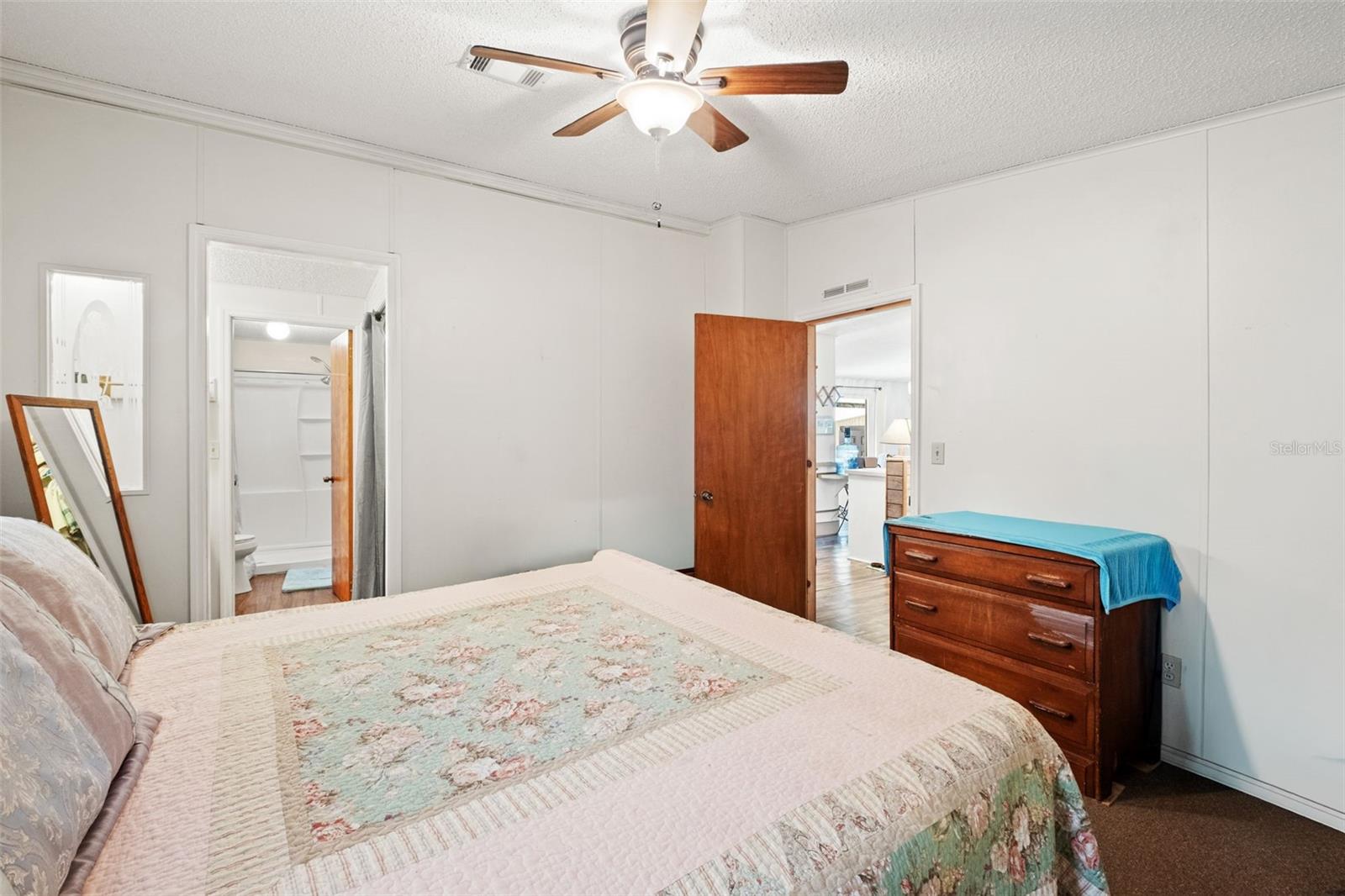 418 WASHINGTON AVENUE, Brooksville, FL 34604