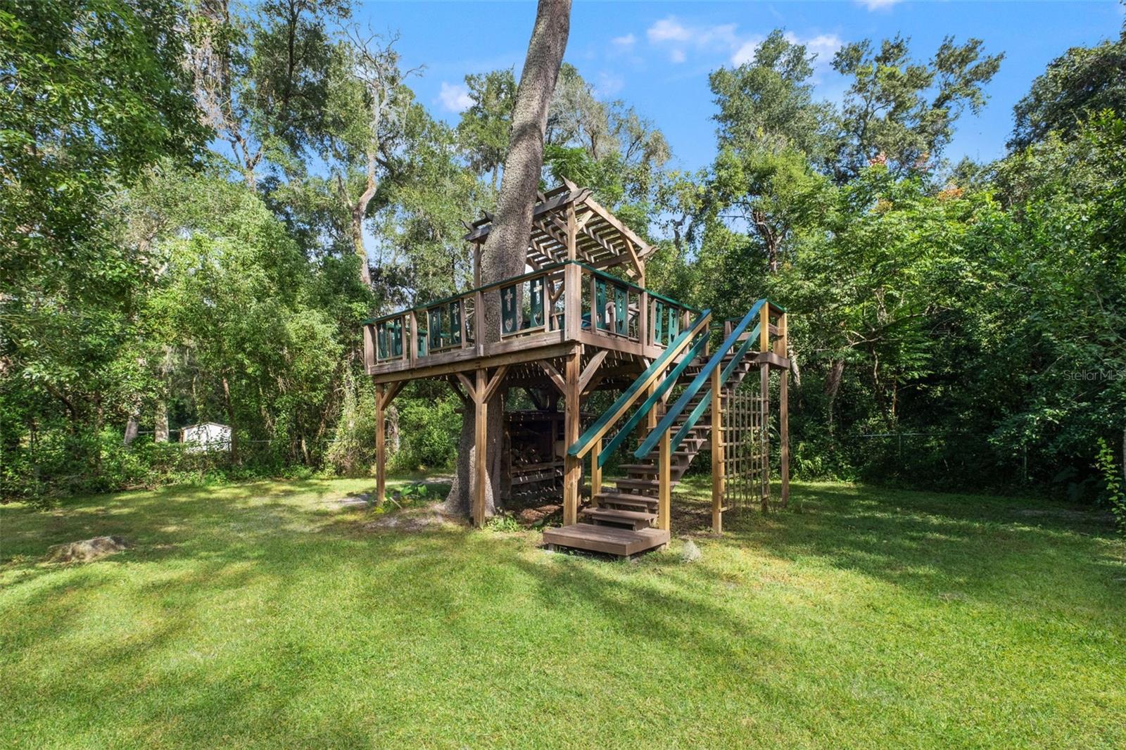 418 WASHINGTON AVENUE, Brooksville, FL 34604