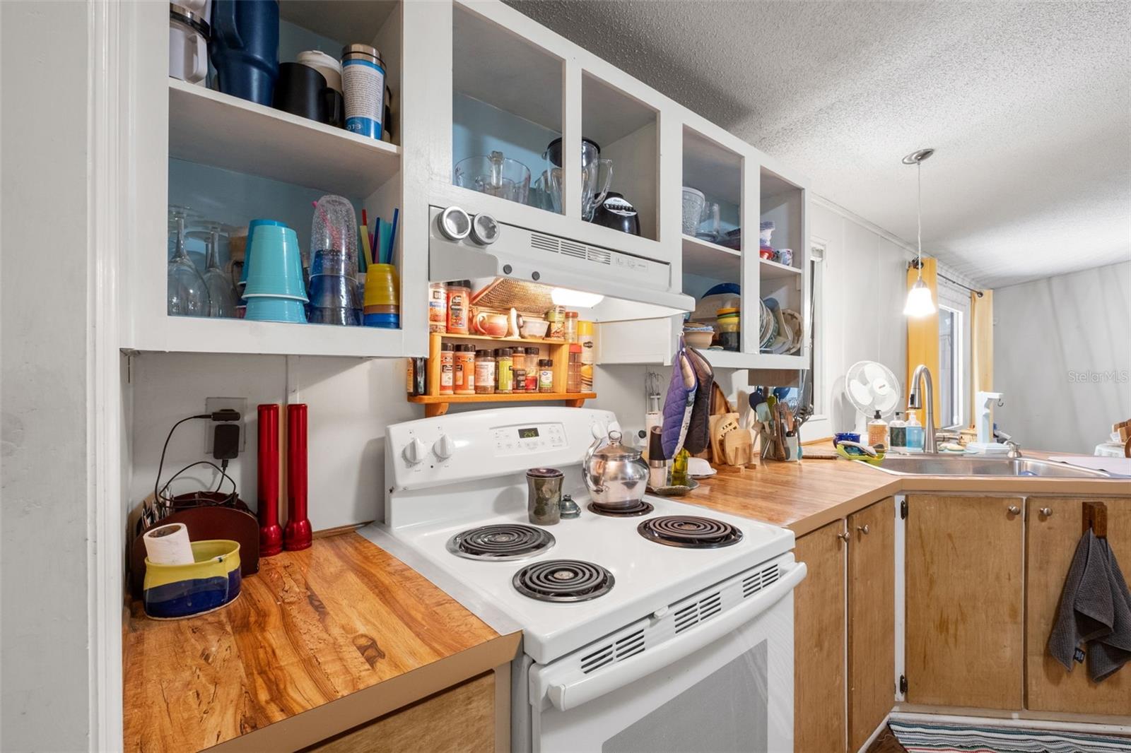 418 WASHINGTON AVENUE, Brooksville, FL 34604