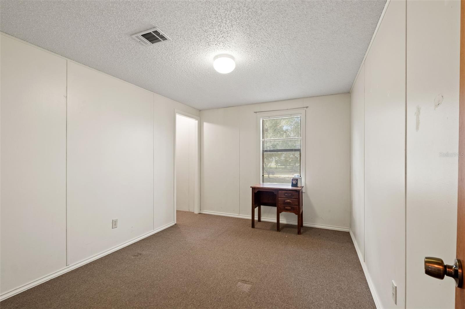 418 WASHINGTON AVENUE, Brooksville, FL 34604