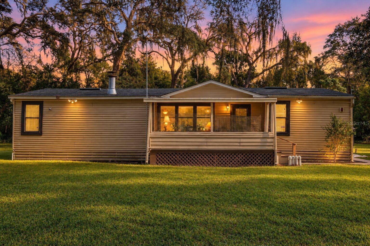 418 WASHINGTON AVENUE, Brooksville, FL 34604