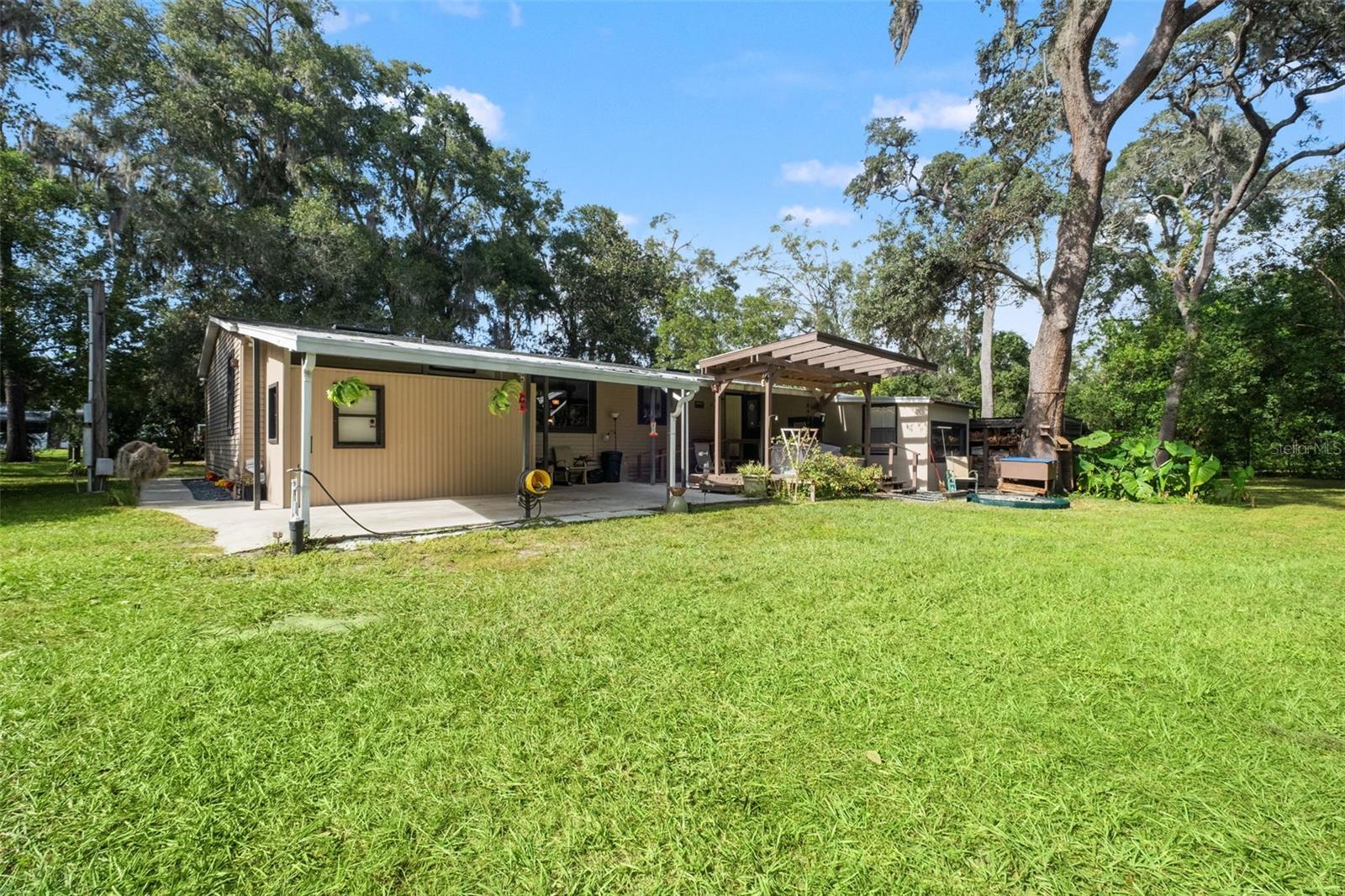 418 WASHINGTON AVENUE, Brooksville, FL 34604