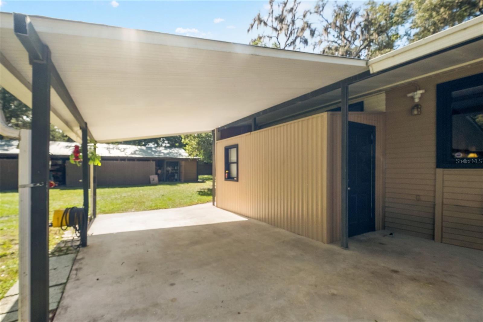 418 WASHINGTON AVENUE, Brooksville, FL 34604
