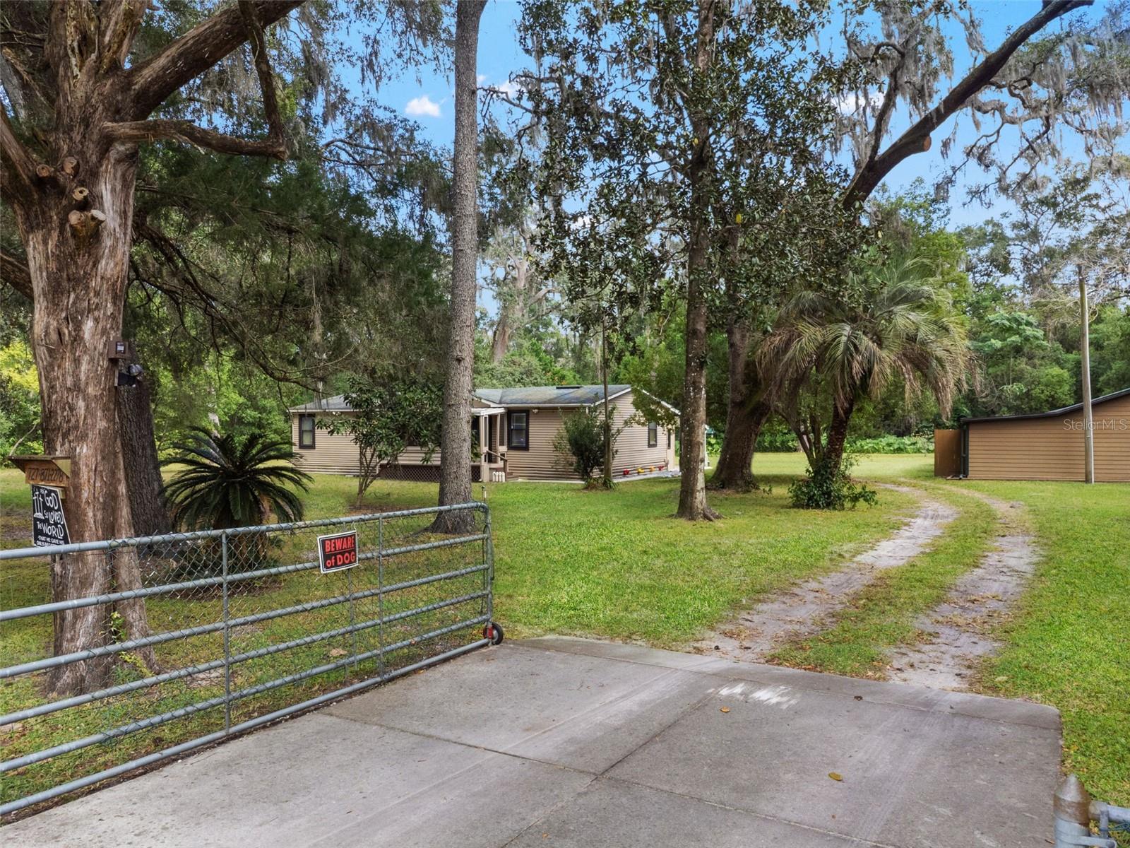 418 WASHINGTON AVENUE, Brooksville, FL 34604