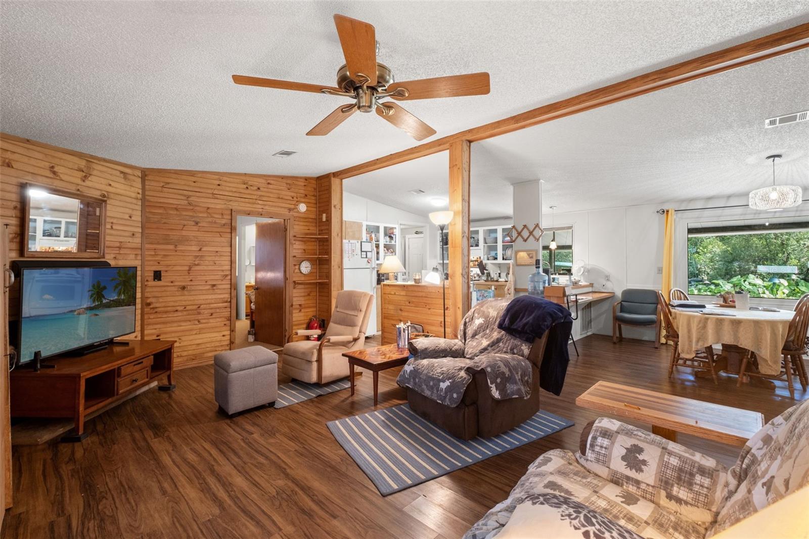 418 WASHINGTON AVENUE, Brooksville, FL 34604
