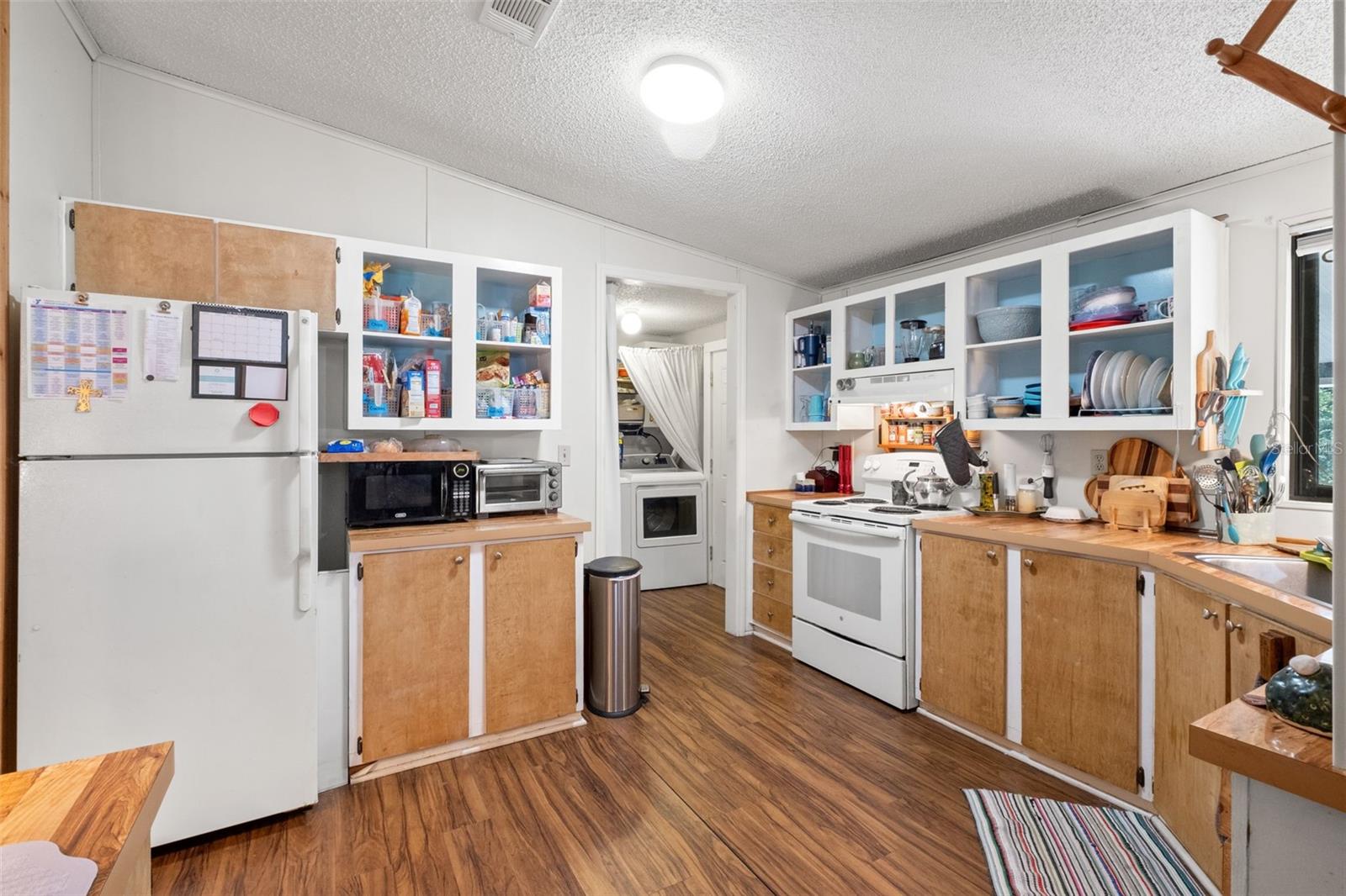 418 WASHINGTON AVENUE, Brooksville, FL 34604 418 WASHINGTON AVENUE, Brooksville, FL 34604