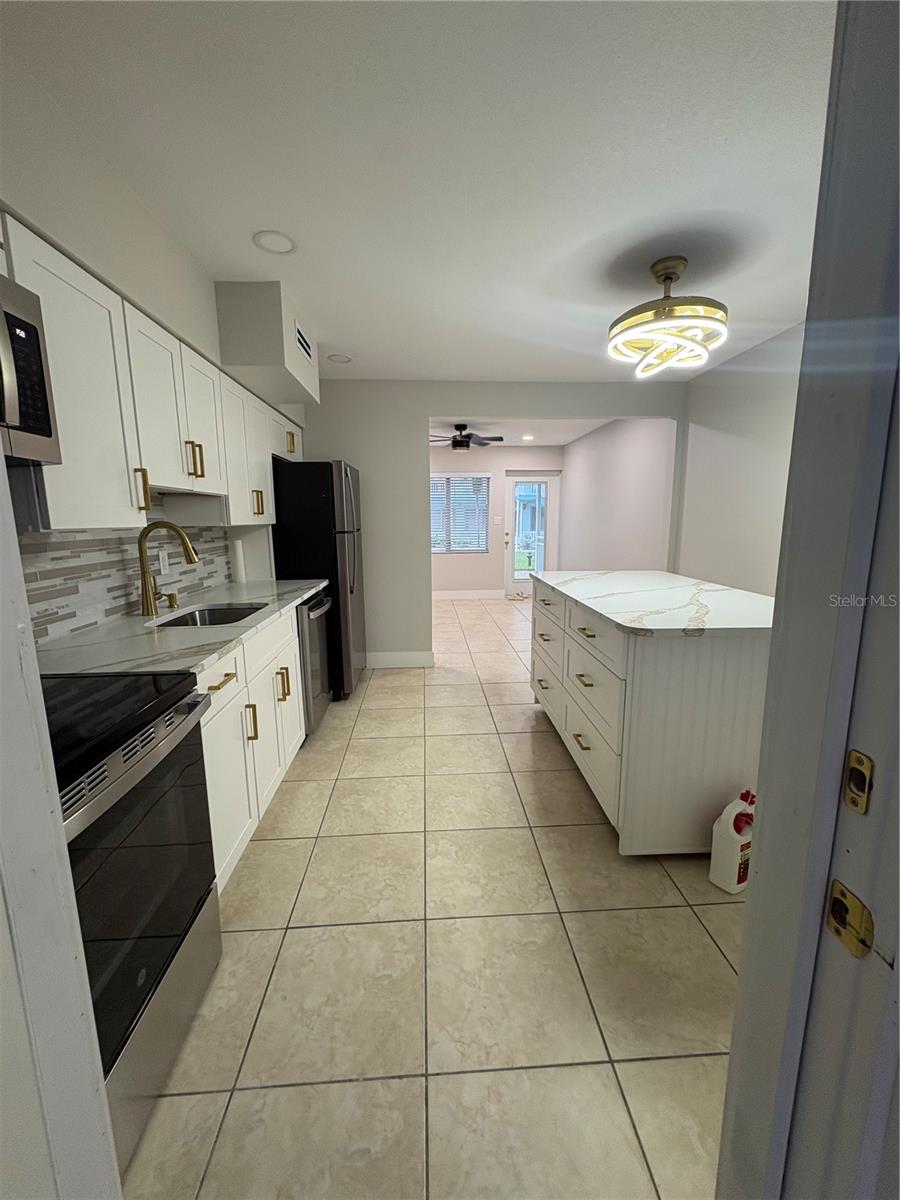 1840 SHORE DRIVE S, #5, South Pasadena, FL 33707