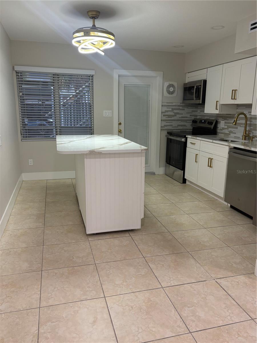 1840 SHORE DRIVE S, #5, South Pasadena, FL 33707