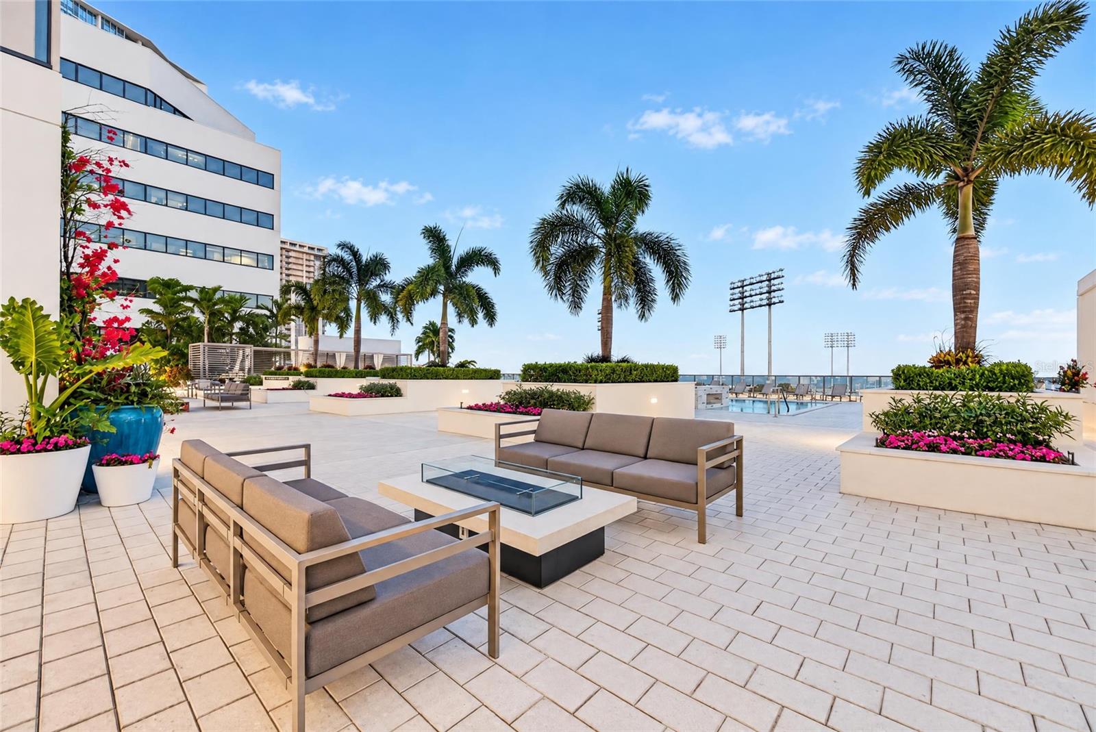 Firepit Aire Deck Common Area View