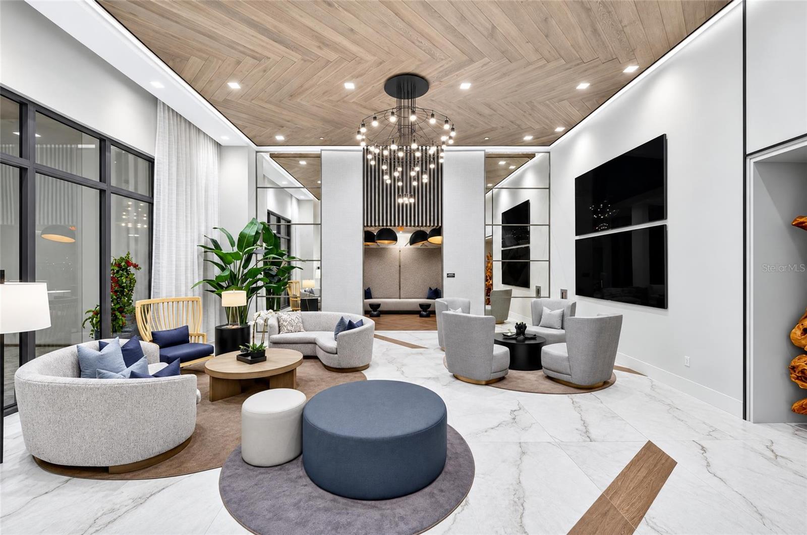Left Lobby Common area.