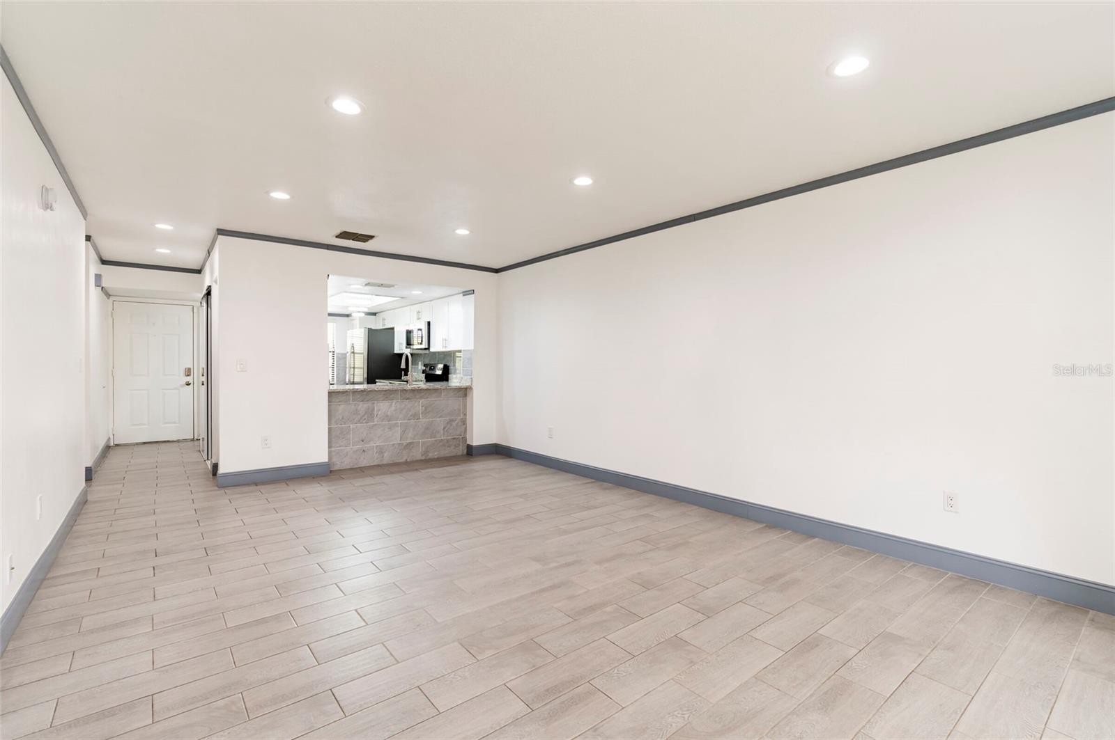 2275 62ND AVENUE N, #5202, St Petersburg, FL 33702