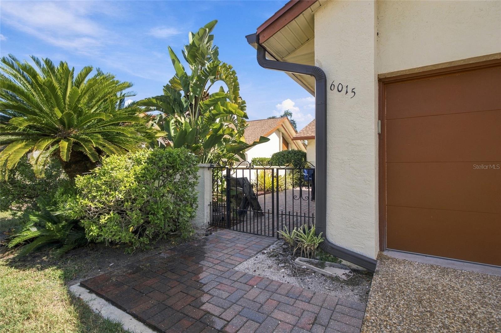 6015 COURTSIDE DRIVE, Bradenton, FL 34210 6015 COURTSIDE DRIVE, Bradenton, FL 34210