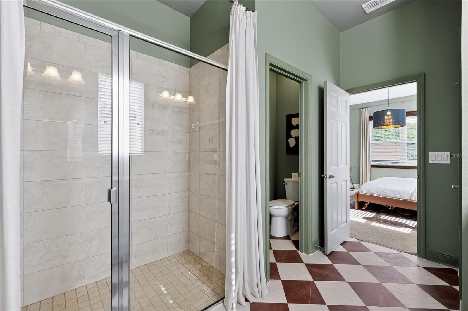 313 ROXBURY CROSSING COURT, Valrico, FL 33594