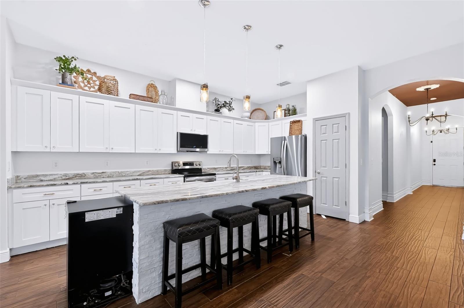 313 ROXBURY CROSSING COURT, Valrico, FL 33594