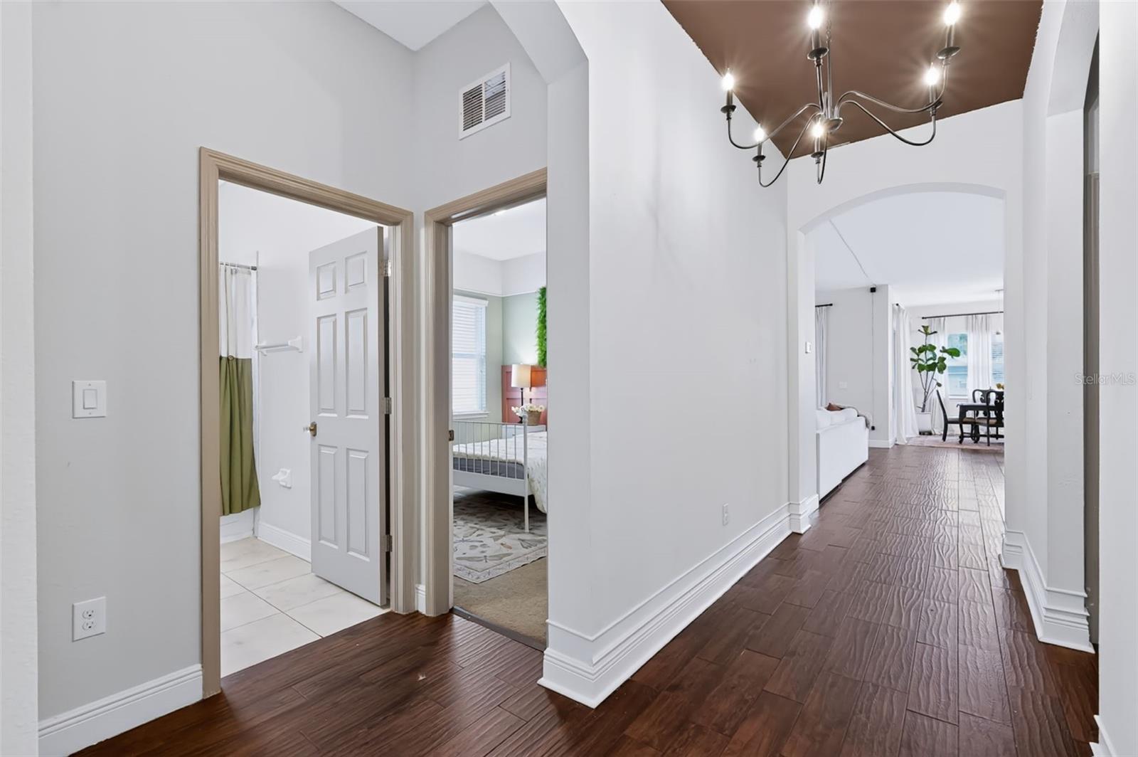 313 ROXBURY CROSSING COURT, Valrico, FL 33594