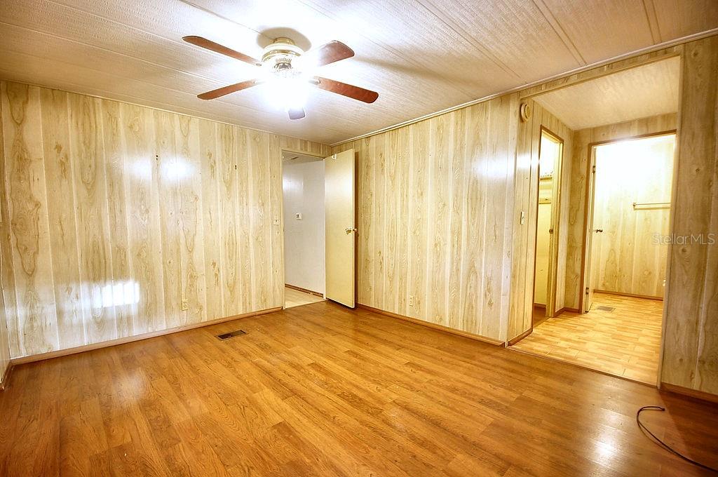8962 JERICHO COURT, Polk City, FL 33868