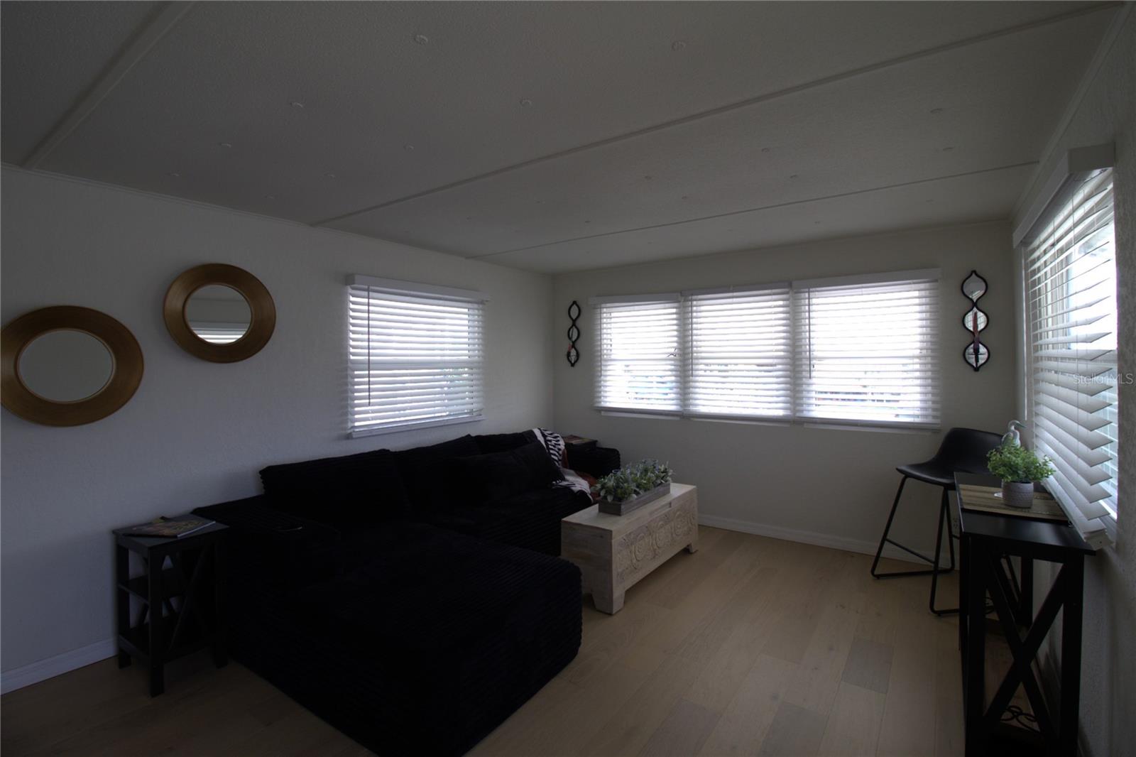 503 MOUNT PINEY AVENUE NE, #686, St Petersburg, FL 33702 503 MOUNT PINEY AVENUE NE, #686, St Petersburg, FL 33702