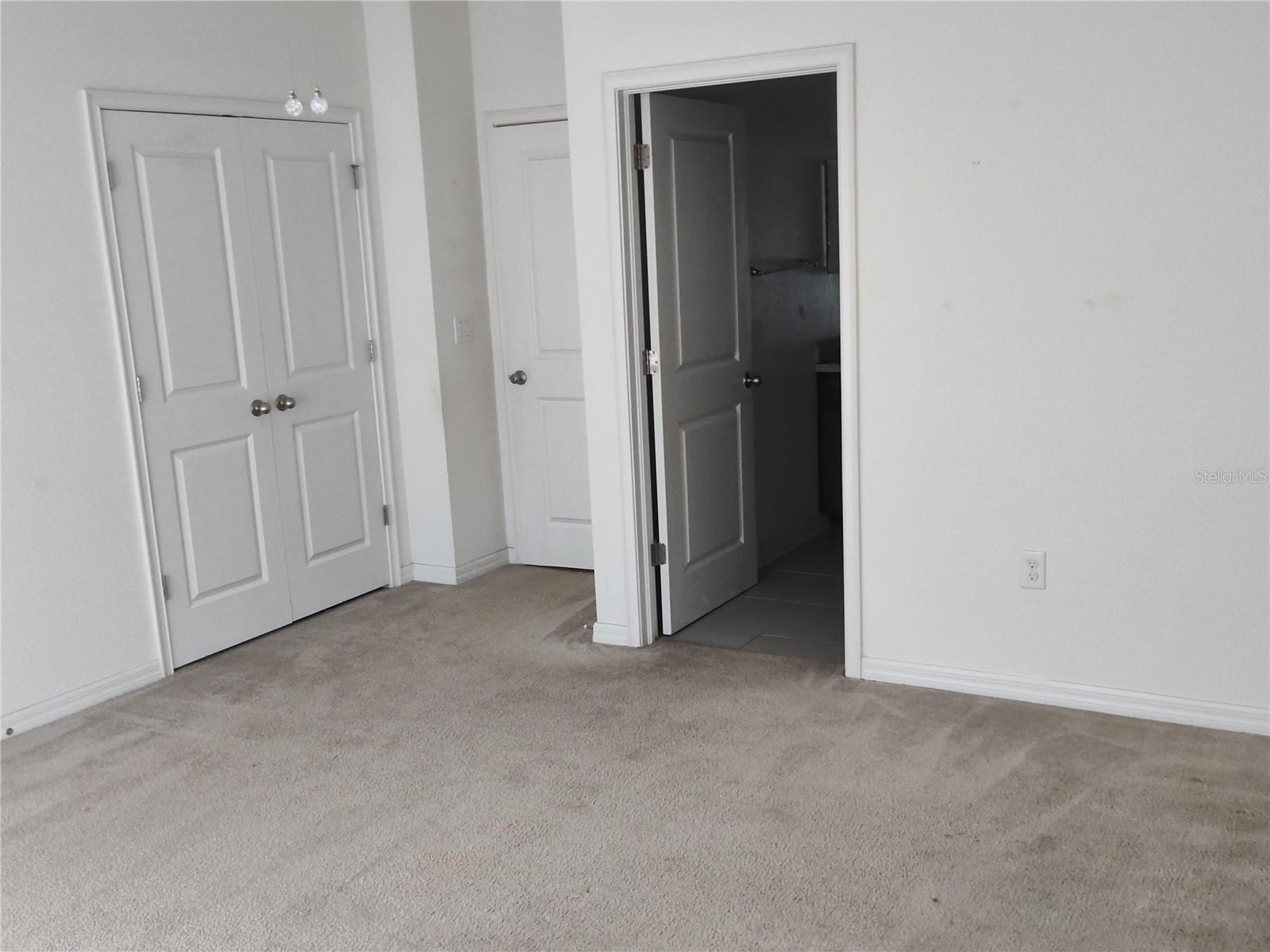 1103 HILLHURST DRIVE, Wesley Chapel, FL 33543