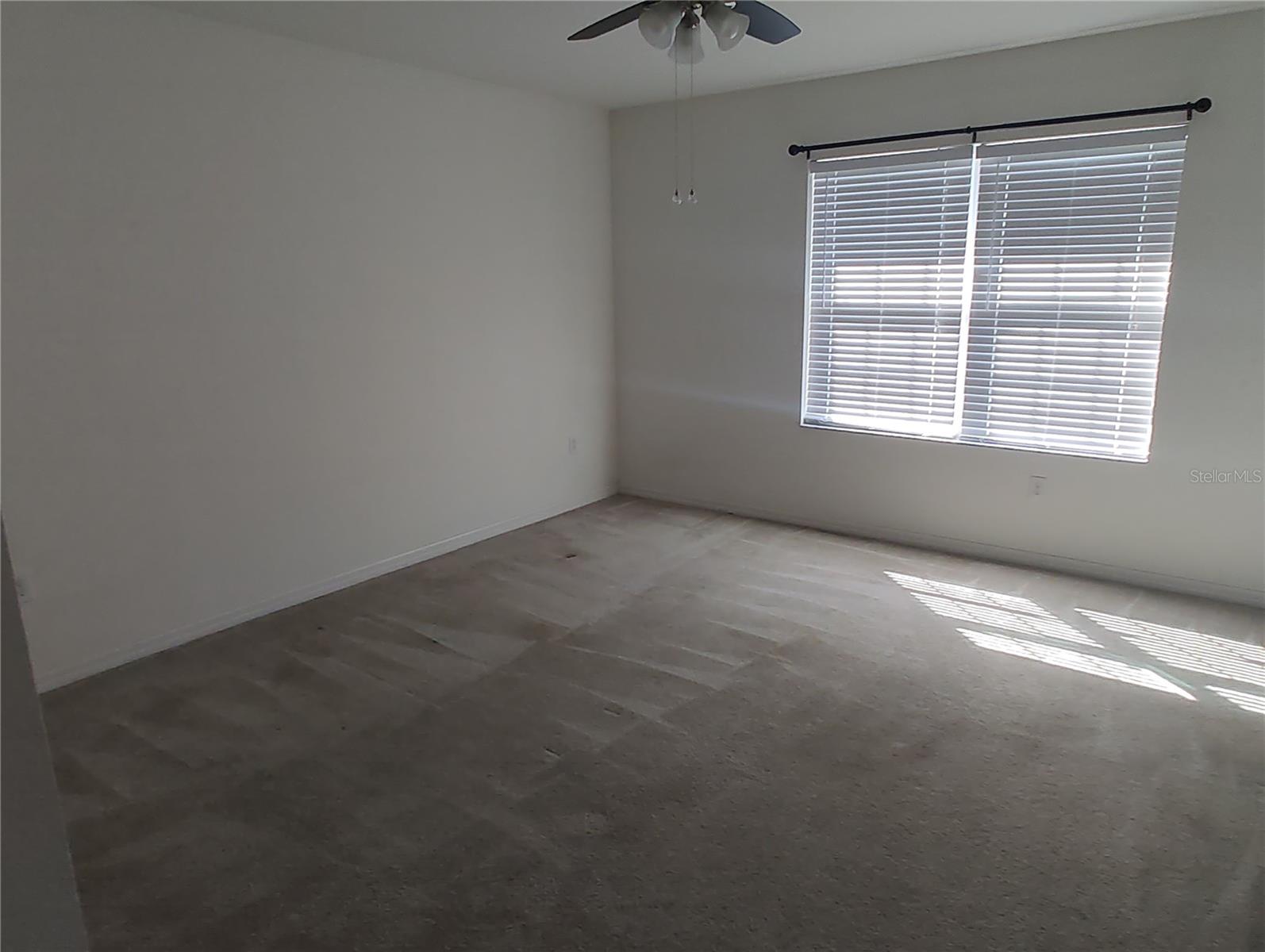 Large 2nd bedroom