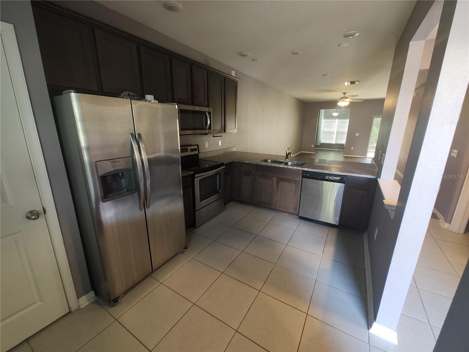 1103 HILLHURST DRIVE, Wesley Chapel, FL 33543