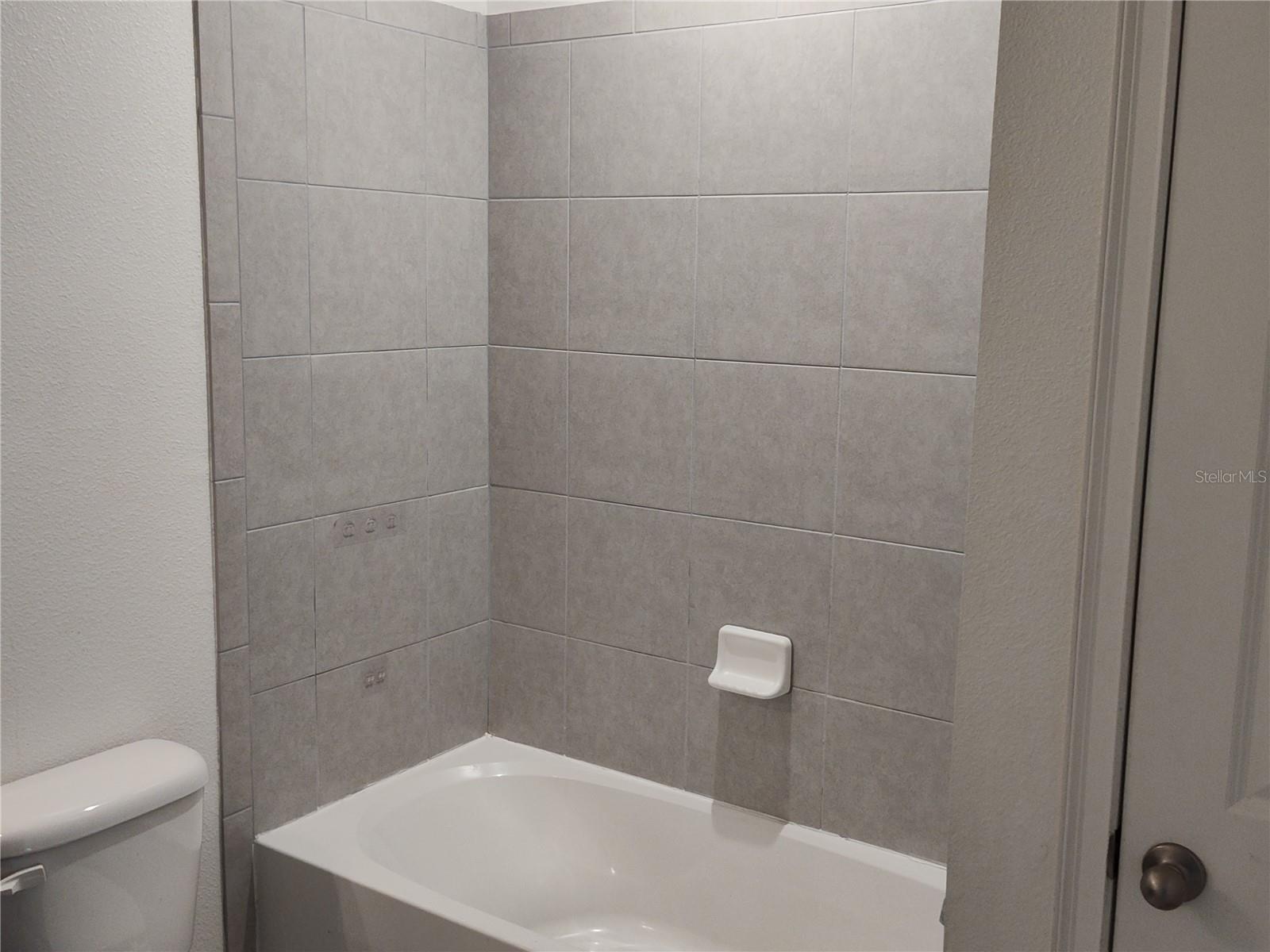 1103 HILLHURST DRIVE, Wesley Chapel, FL 33543